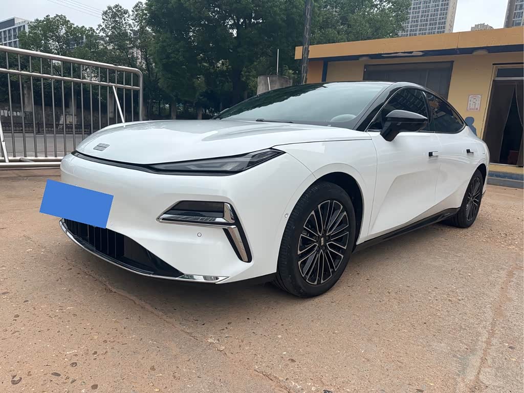 Geely Galaxy Starshine 8