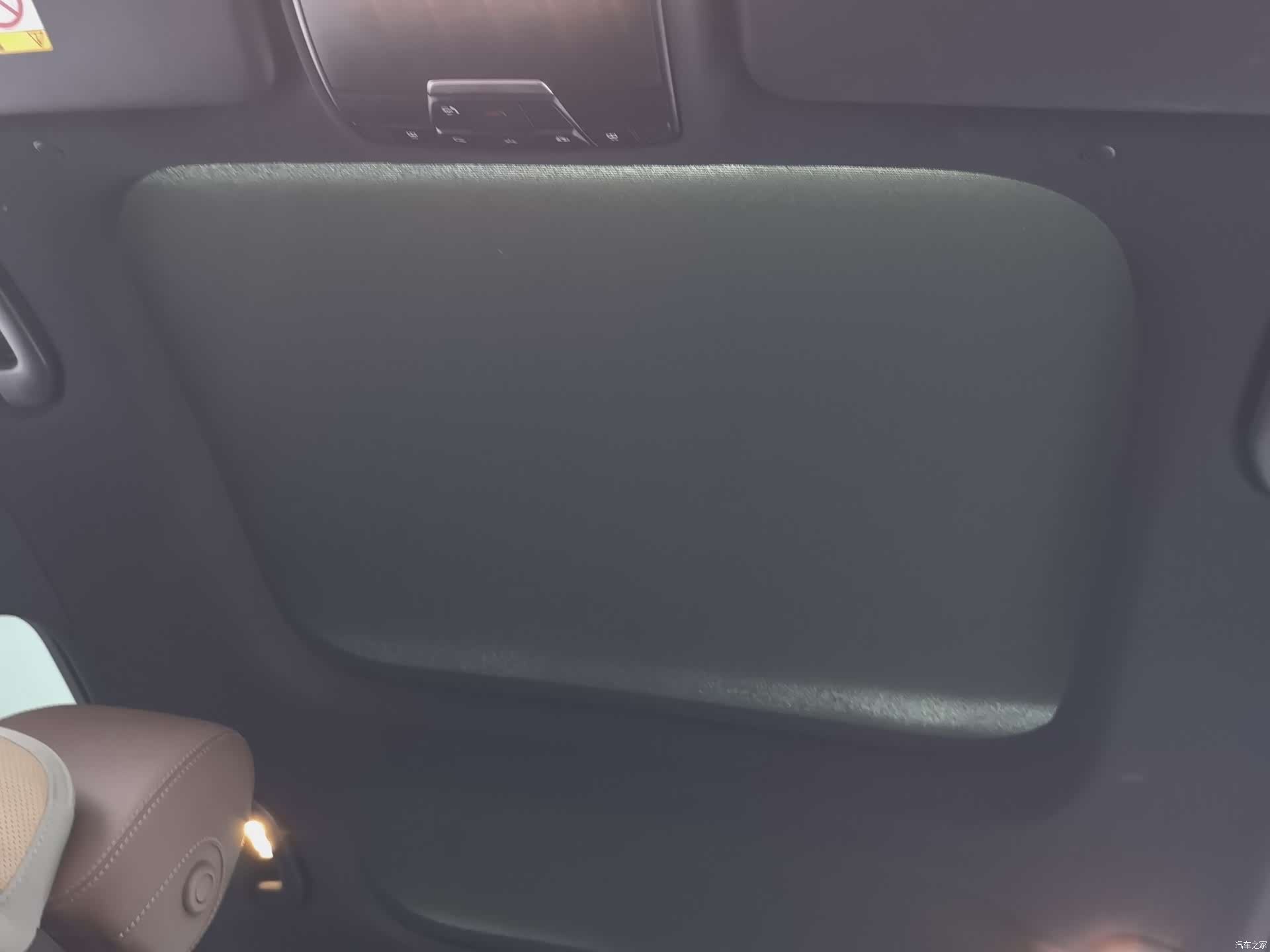 Mercedes-Benz E-Class, 2023 15