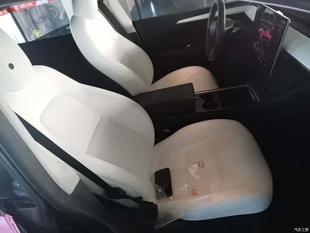 Model Y, 2023 25