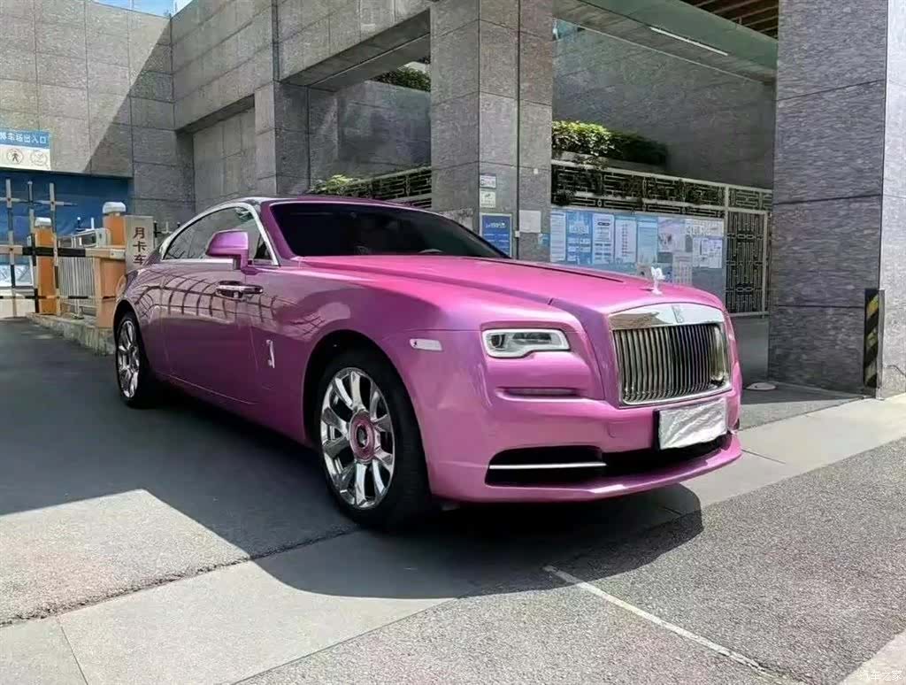 Rolls-Royce Wraith, 2020 3