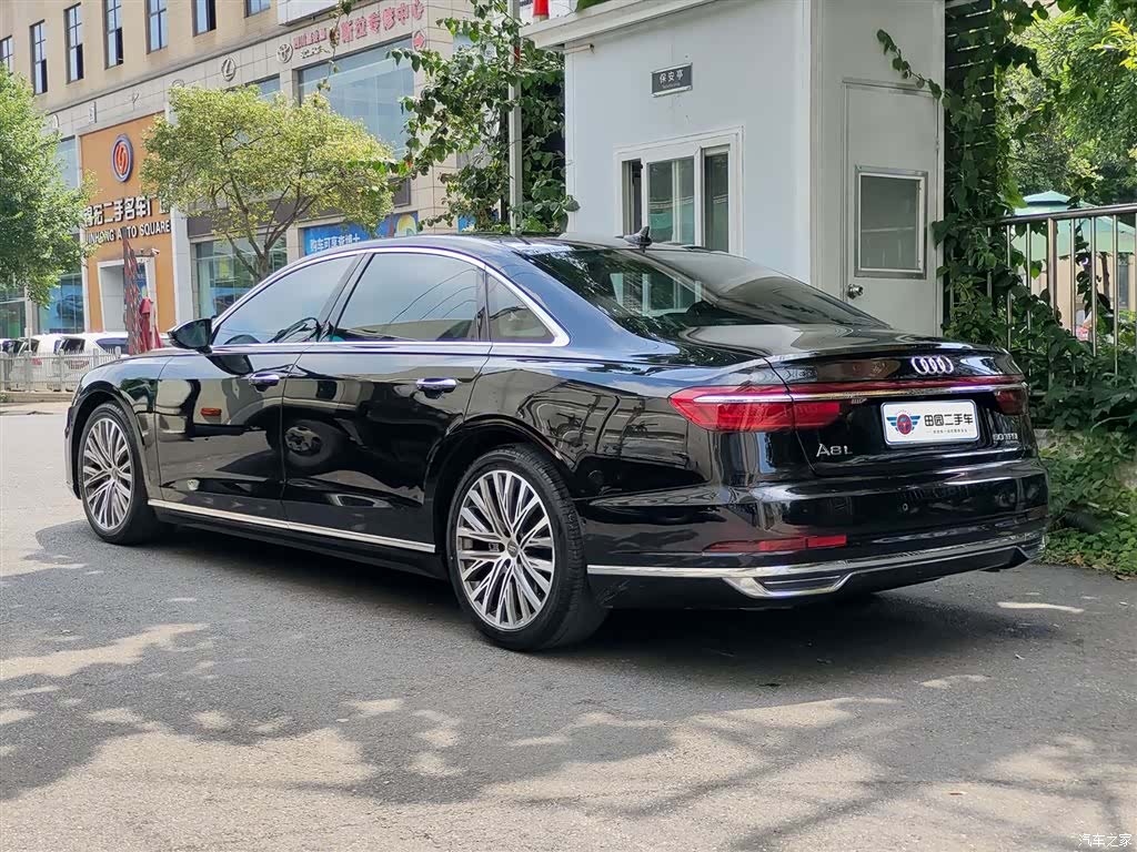 Audi A8L, 2019 4