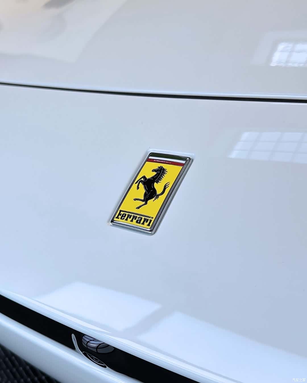 Ferrari Purosangue, 1900 12