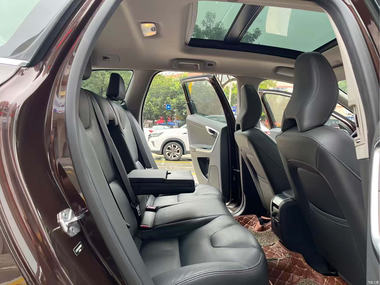 Volvo XC60, 2017 22