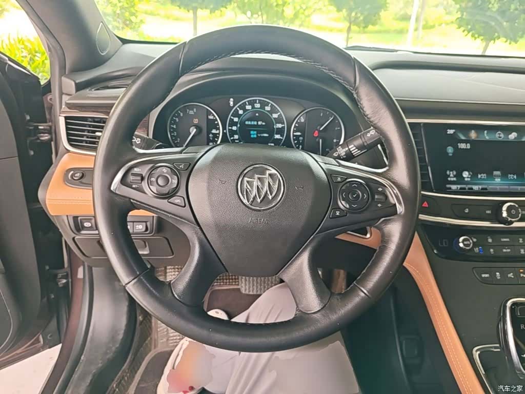 Buick LaCrosse, 2017 11