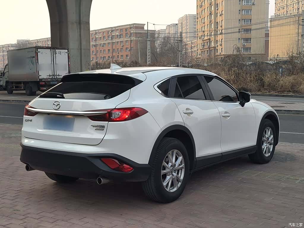 Mazda CX-4, 2016 10