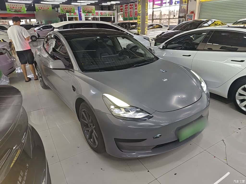 Tesla Model 3, 2021 4