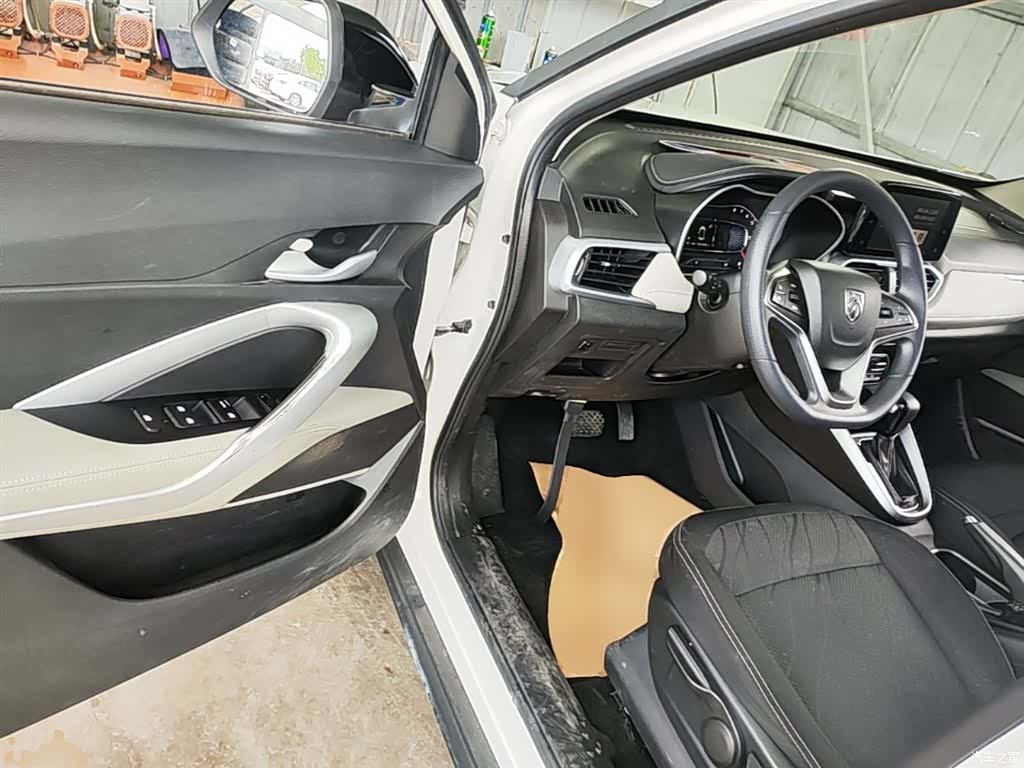 Wuling 510, 2019 16