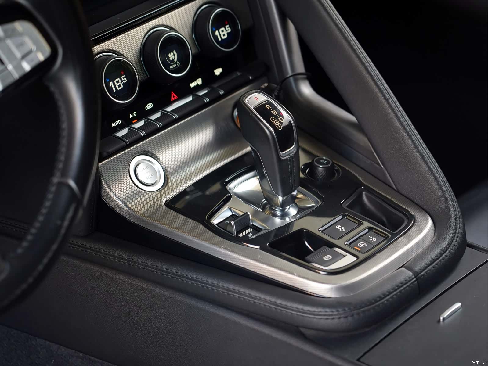 Jaguar F-TYPE, 2015 15
