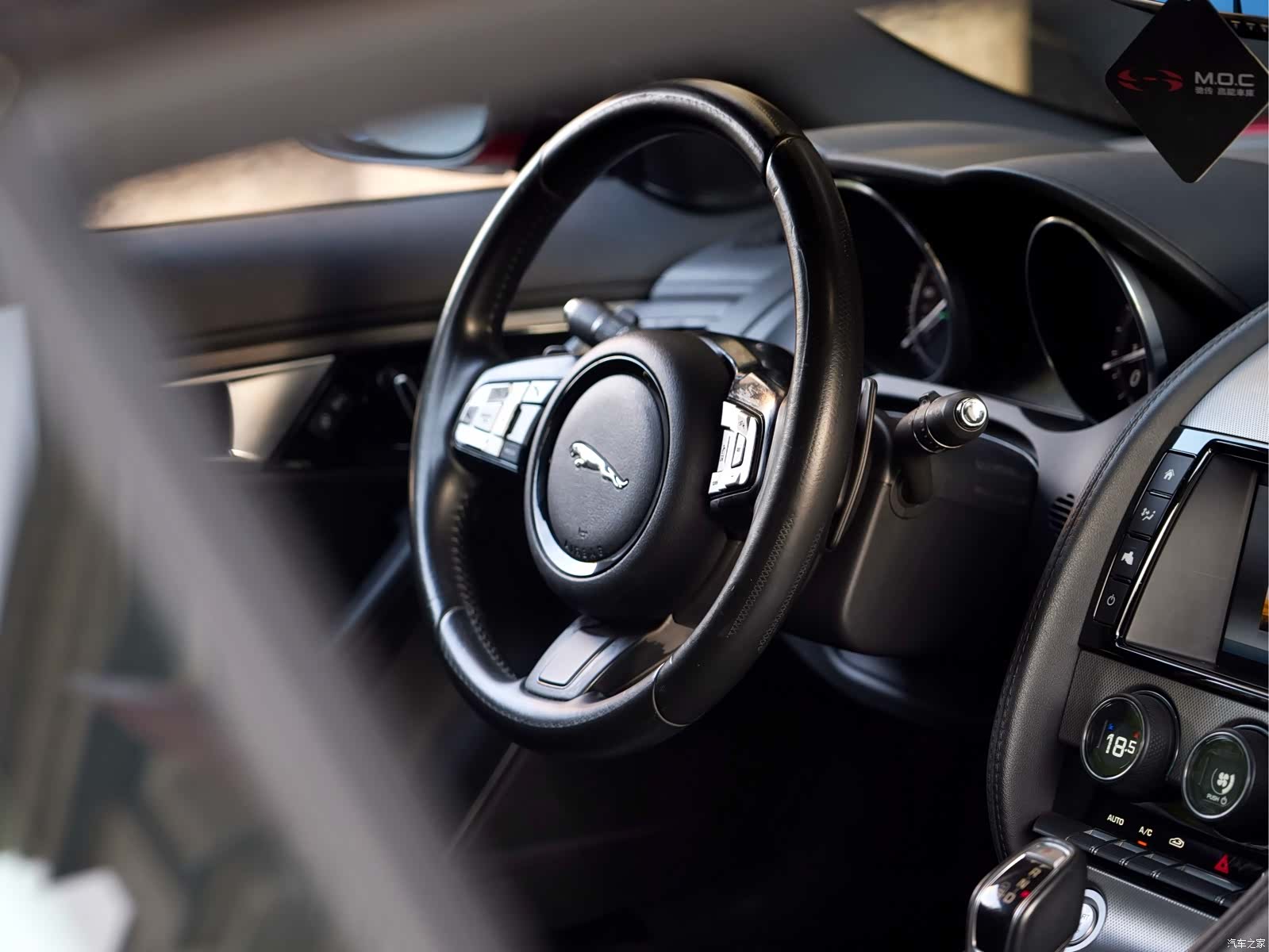 Jaguar F-TYPE, 2015 18