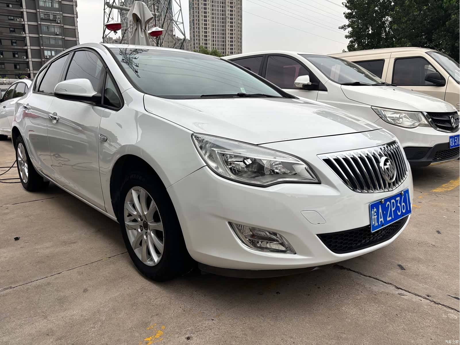 Buick XT, 2013 3