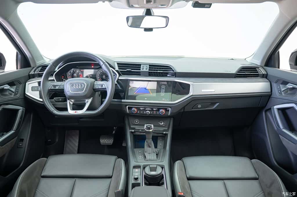 Audi Q3, 2022 14