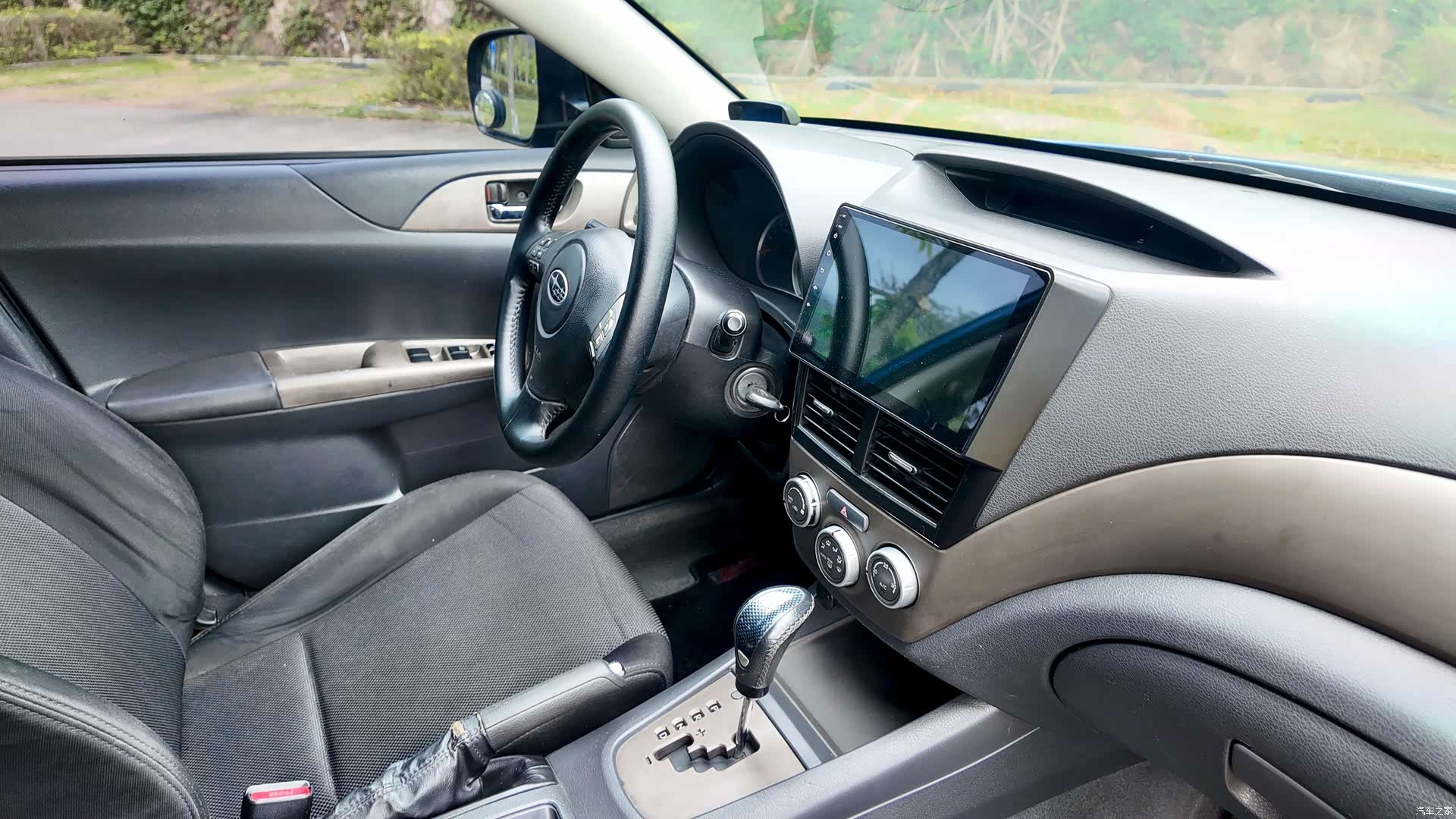 Subaru 2.0R, 2009 36