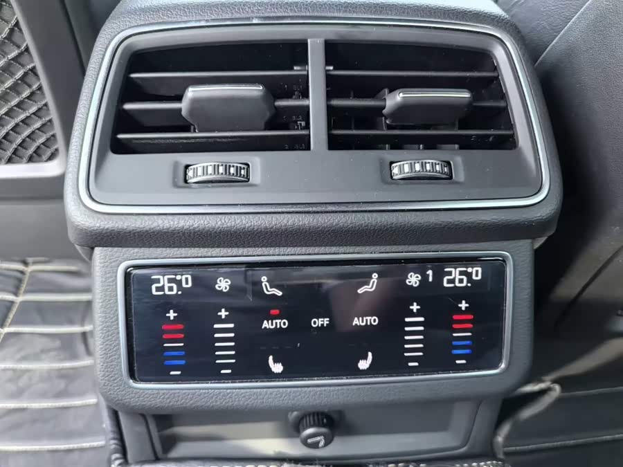 Audi A6L 2021, фото 13