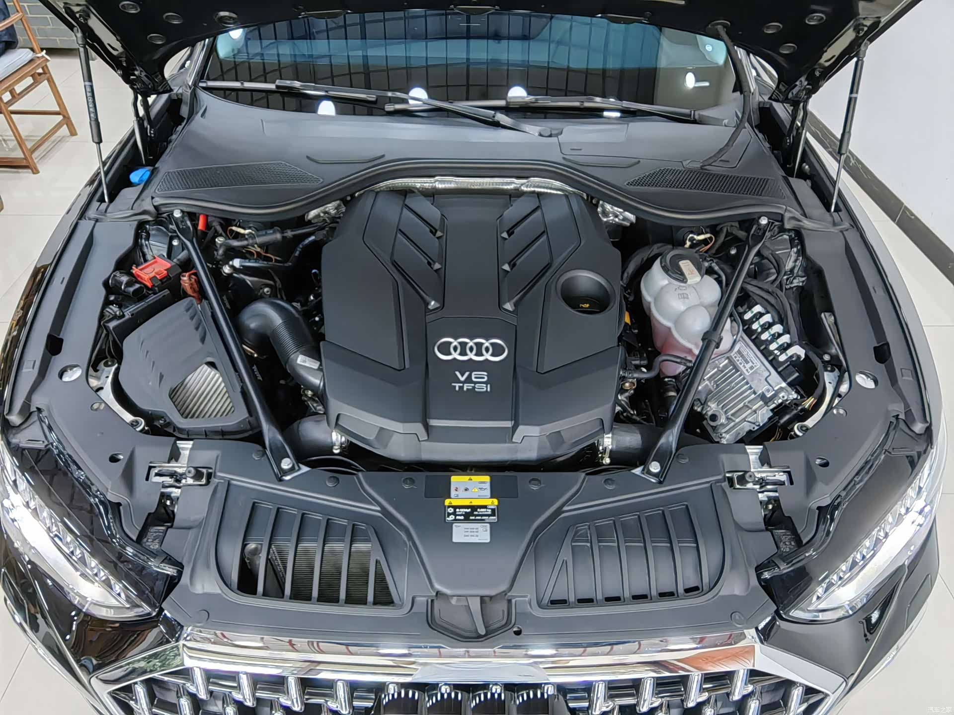 Audi A8L, 2025 23
