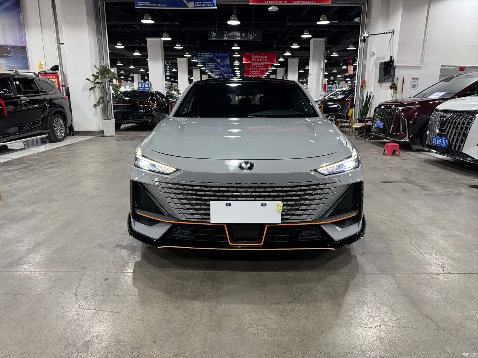 Changan UNI-V, 2022 1