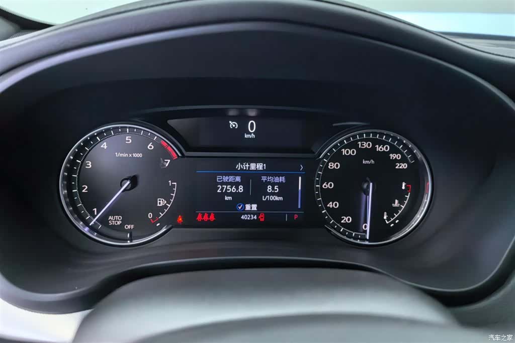 Cadillac XT4, 2021 14