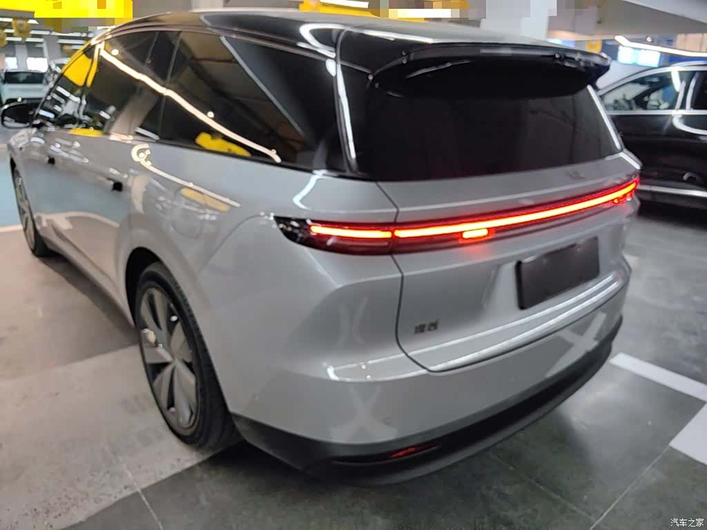 Li Auto i8, 2025 все фото