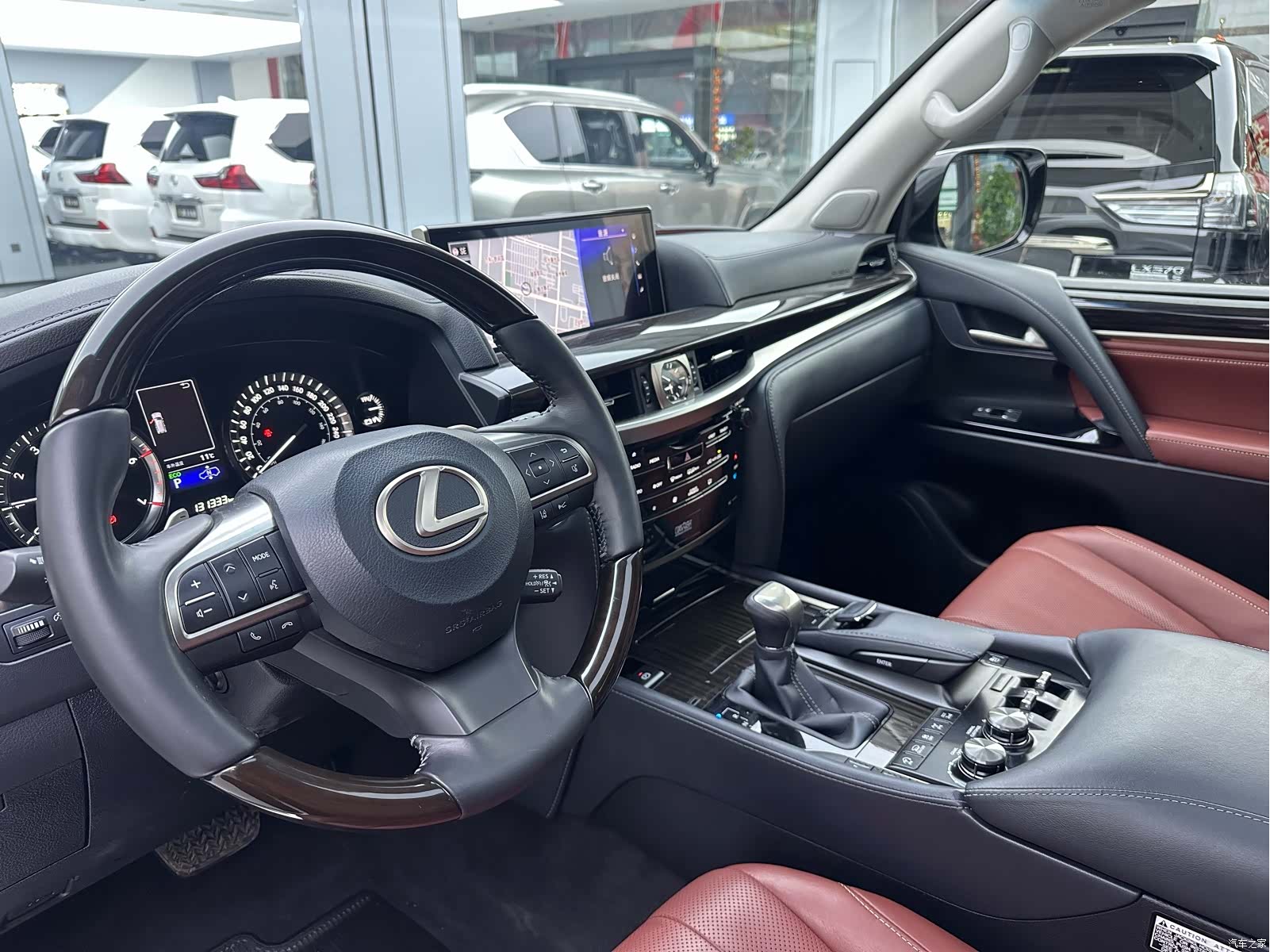 Lexus LX, 2020 15