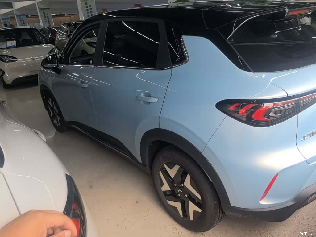 Wuling S, 2025 все фото