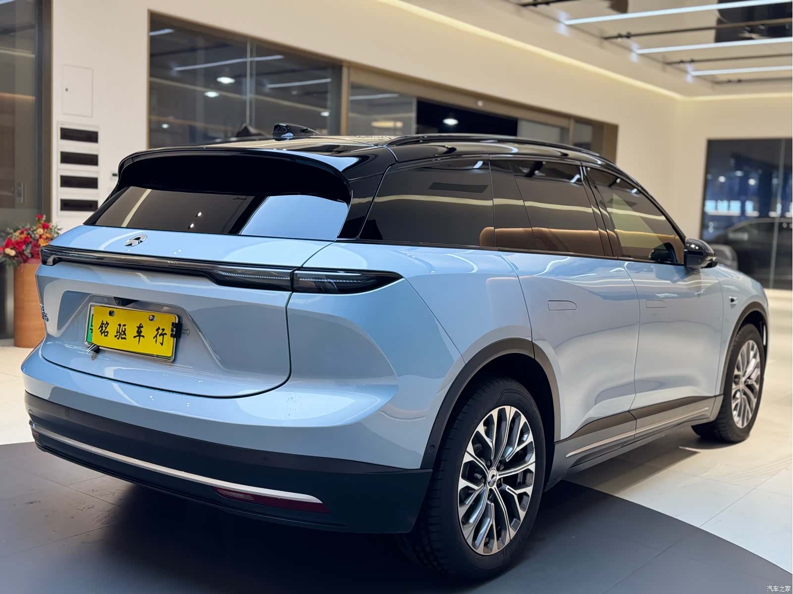 NIO ES6, 2024 7