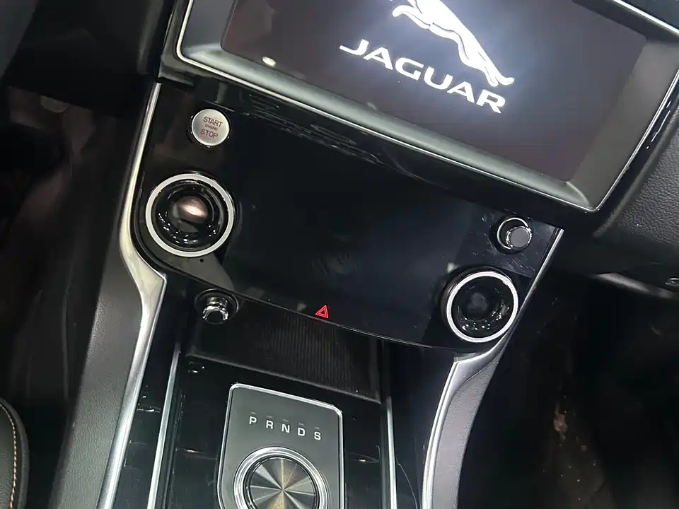 Jaguar XEL