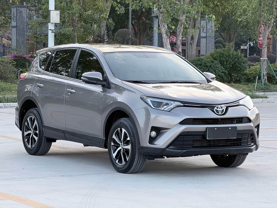 Toyota RAV4 Rongfang