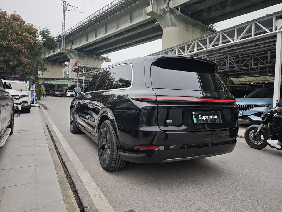 Li Auto Ideal L9