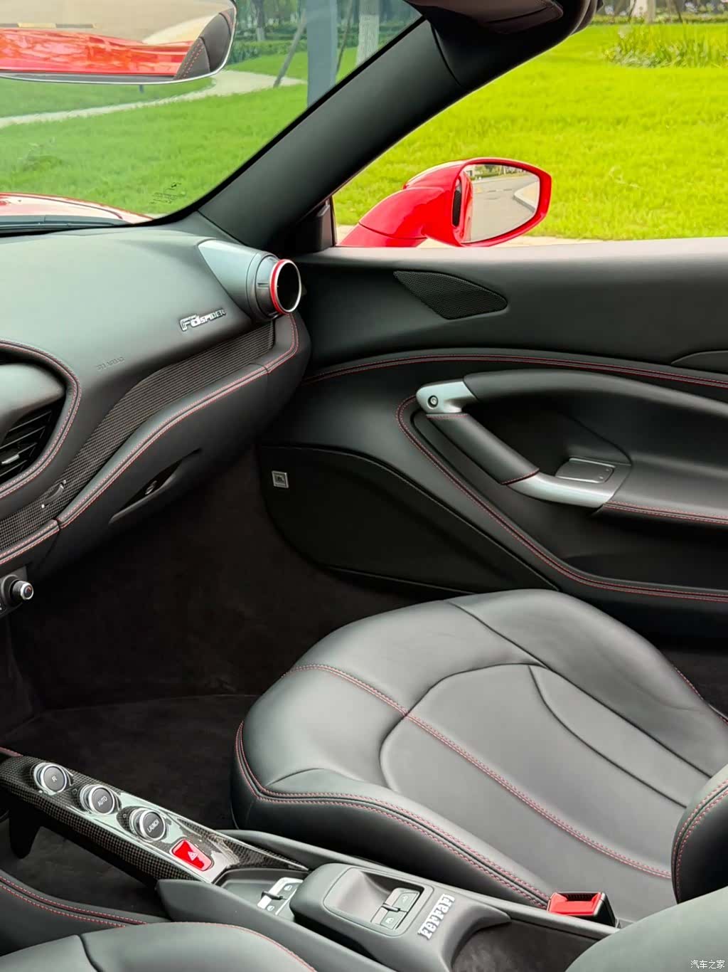 Ferrari F8, 2022 13
