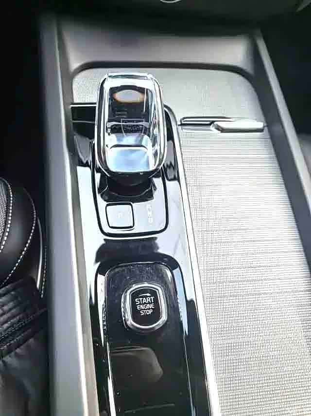 Volvo XC60, 2024 7