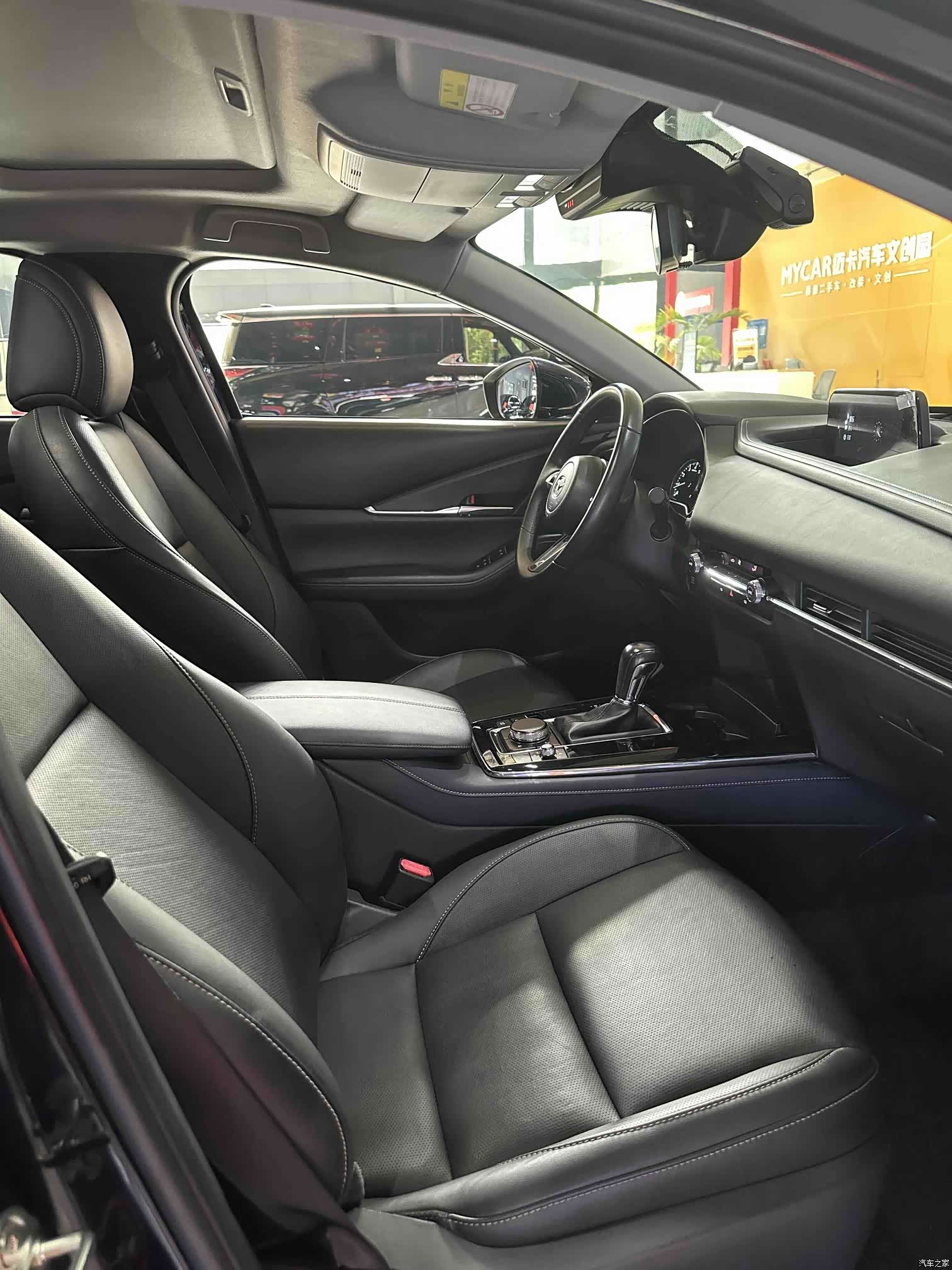 Mazda CX-30, 2022 18