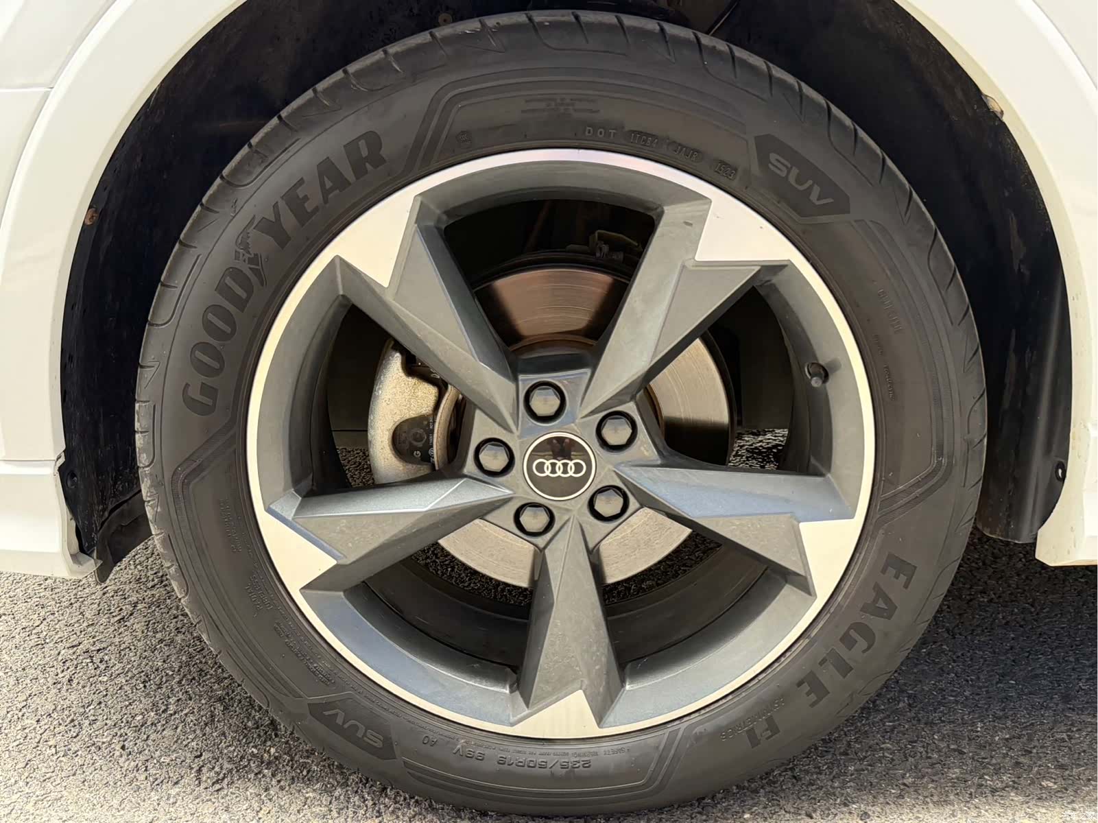 Audi Q3, 2023 24
