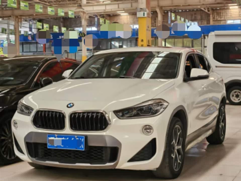 BMW X2