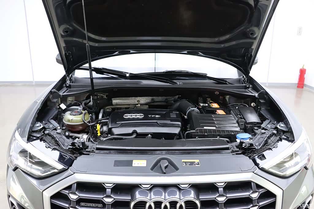 Audi Q3, 2022 9