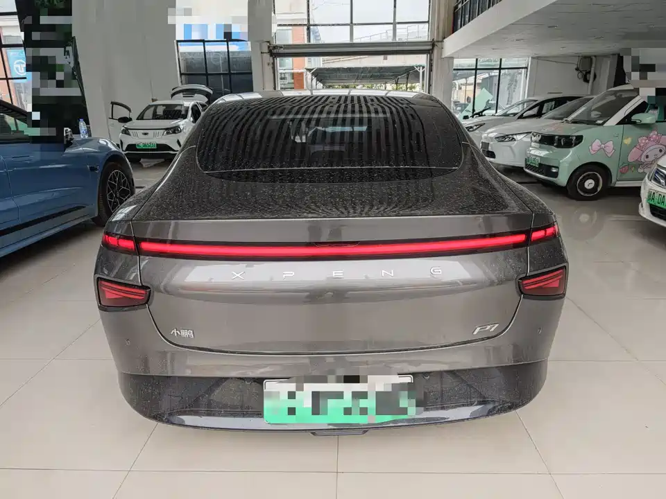 XPENG P7