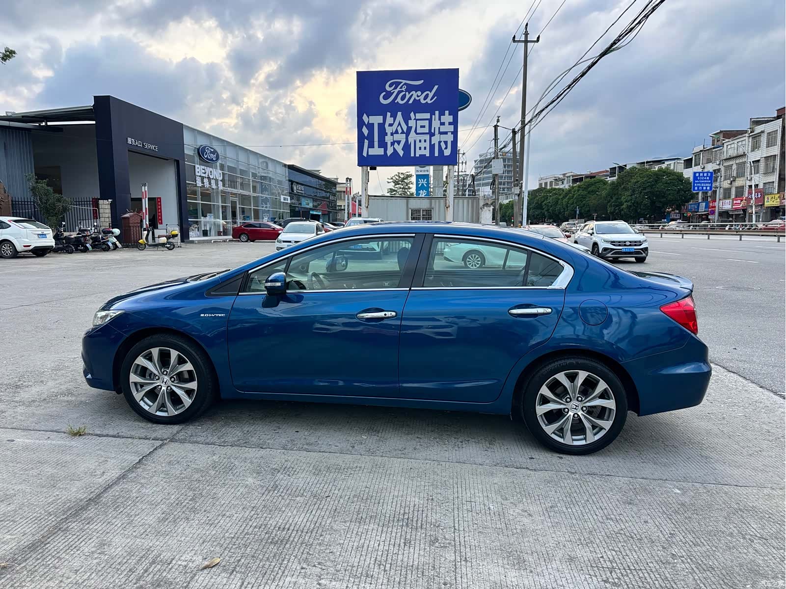 Honda Civic, 2012 4