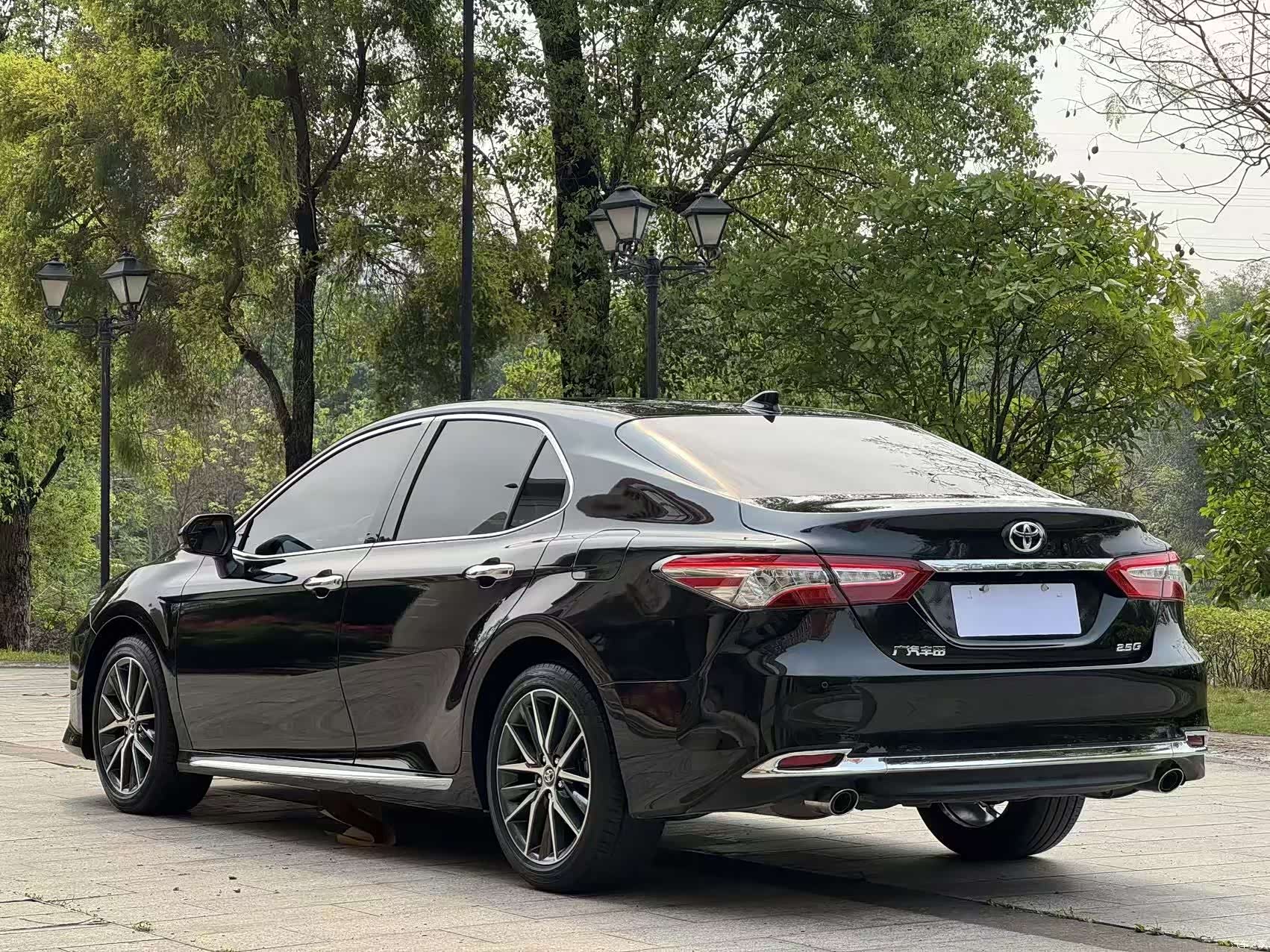 Toyota Camry, 2024 все фото