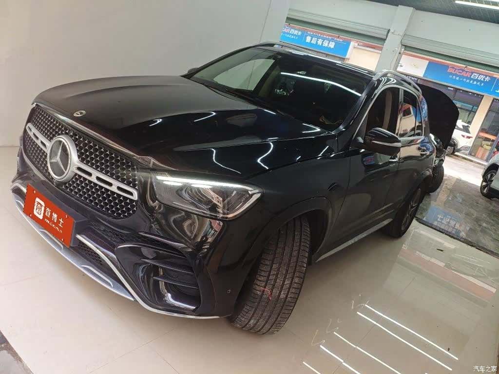 Mercedes-Benz GLE, 2024 1