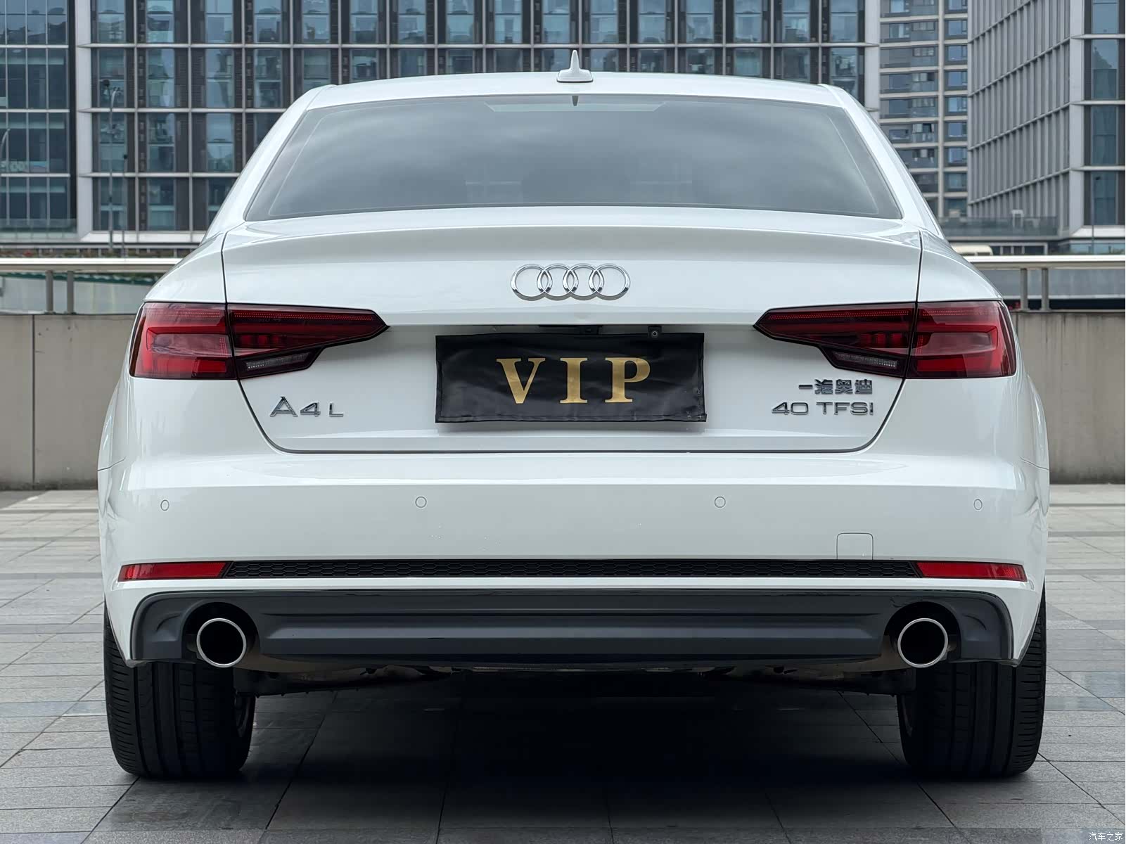 Audi A4L, 2018 11