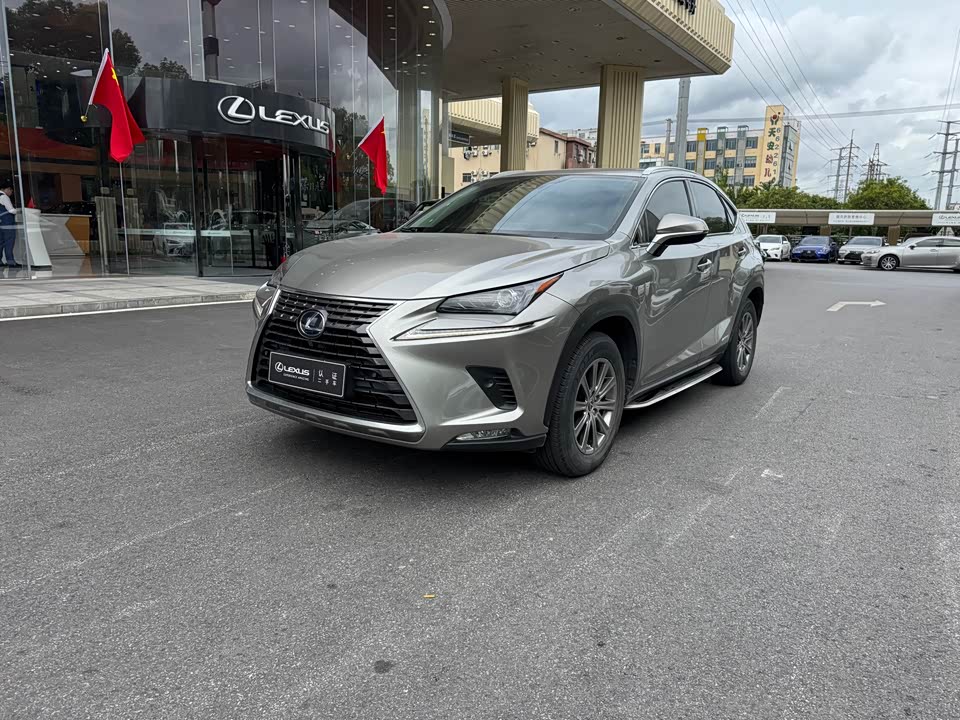 Lexus NX