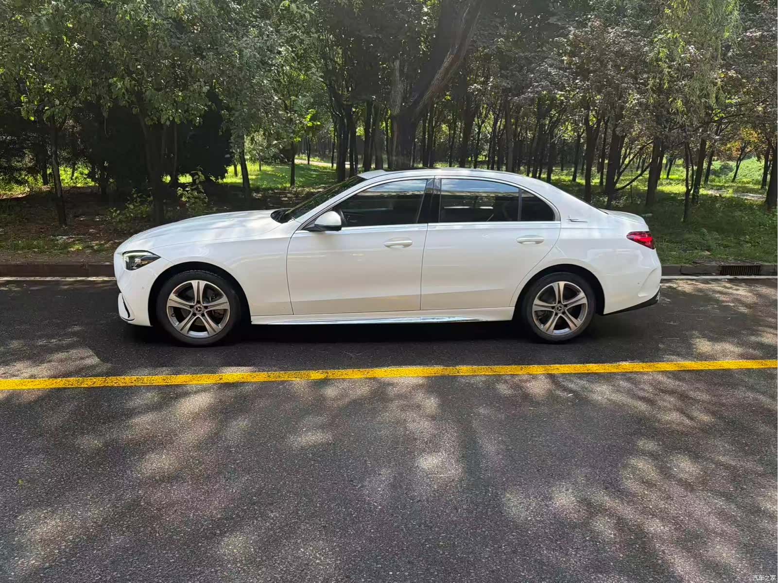 Mercedes-Benz C-Class, 2022 3