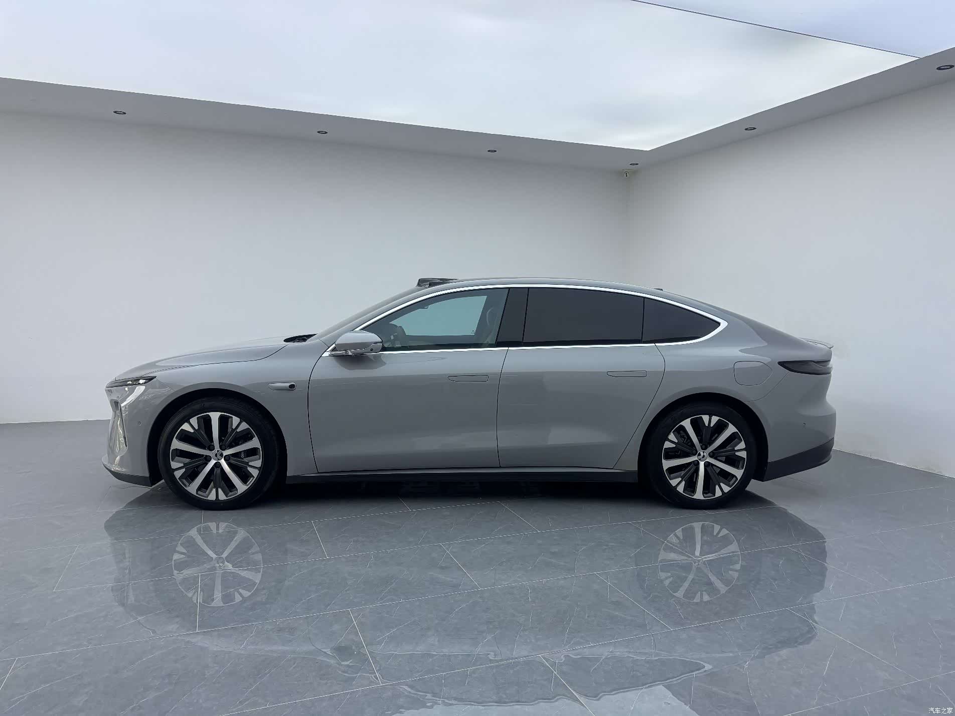 NIO ET7, 2022 8