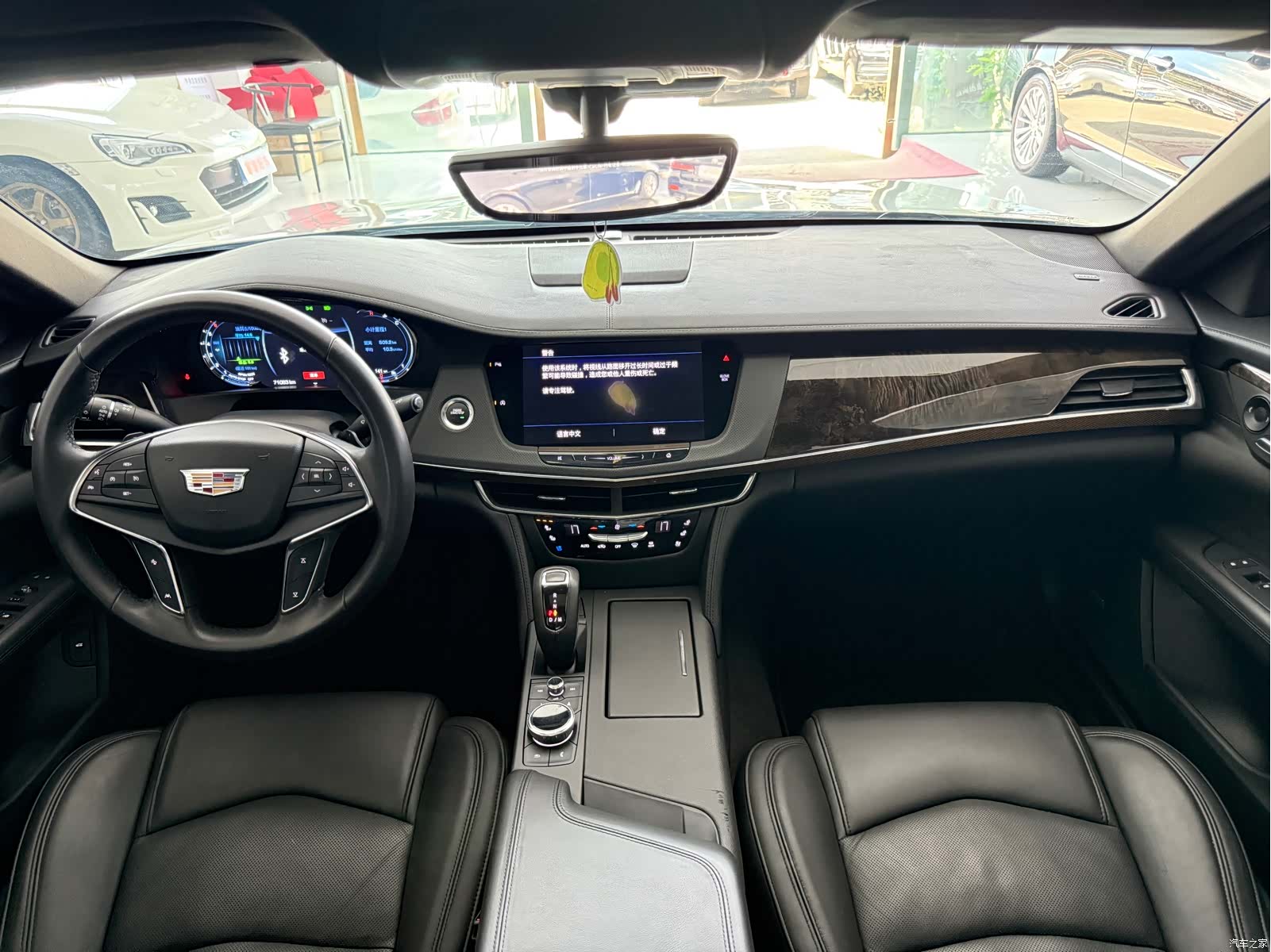 Cadillac CT6, 2019 8