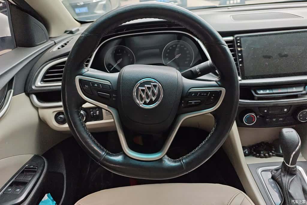 Buick V, 2018 15