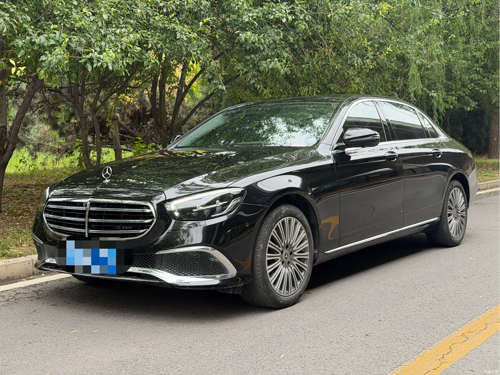 Mercedes-Benz E-Class, 2023 1