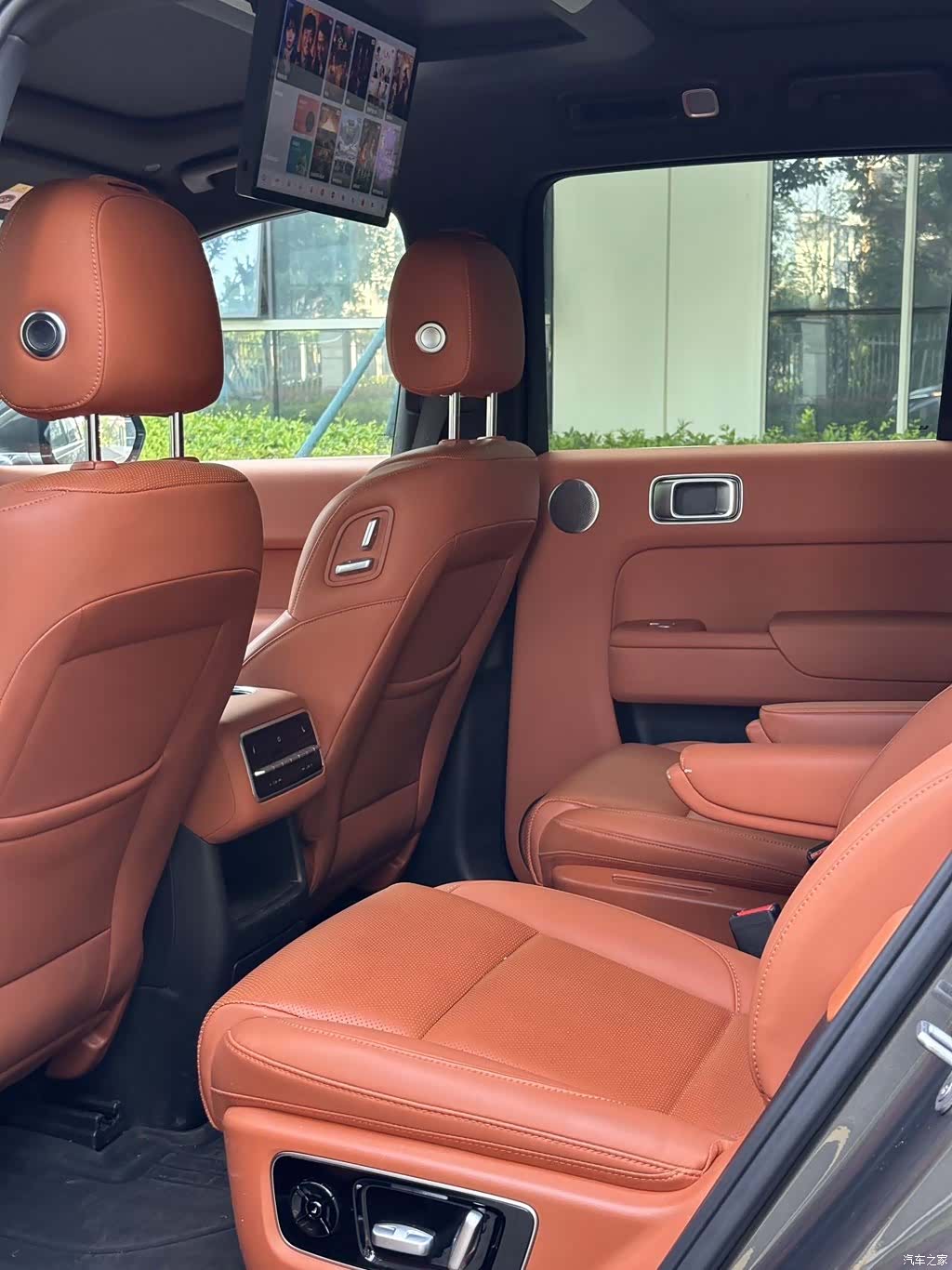 Li Auto L8, 2023 все фото