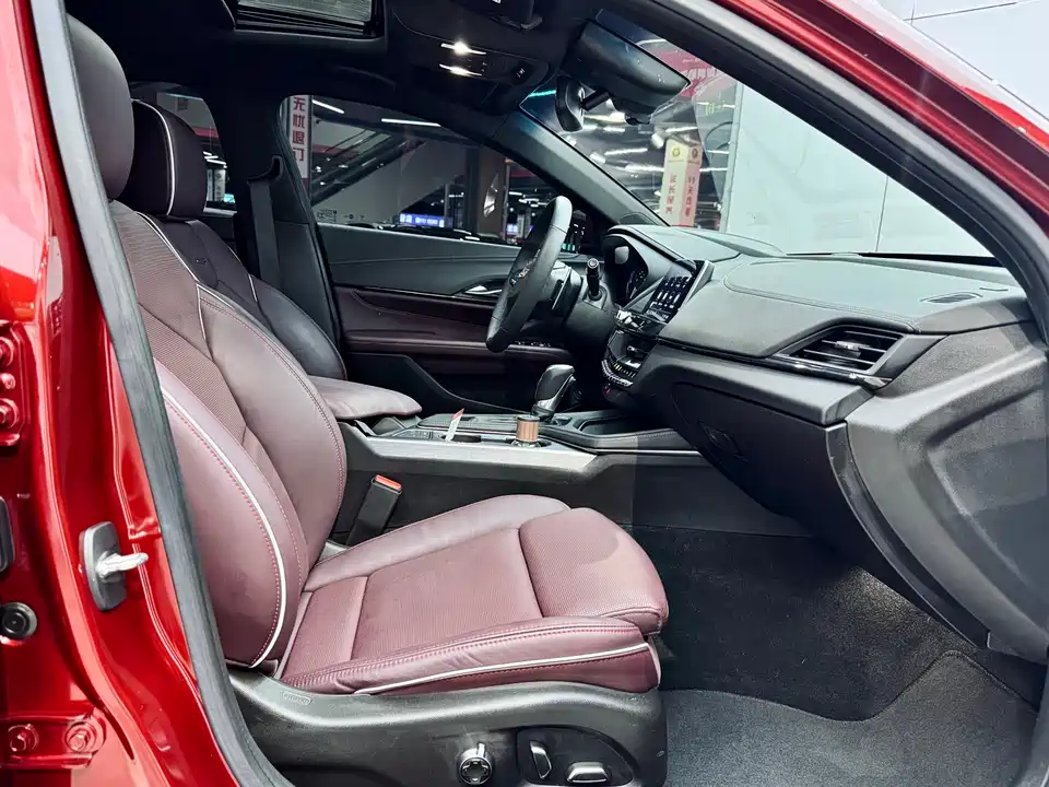 Cadillac CT4