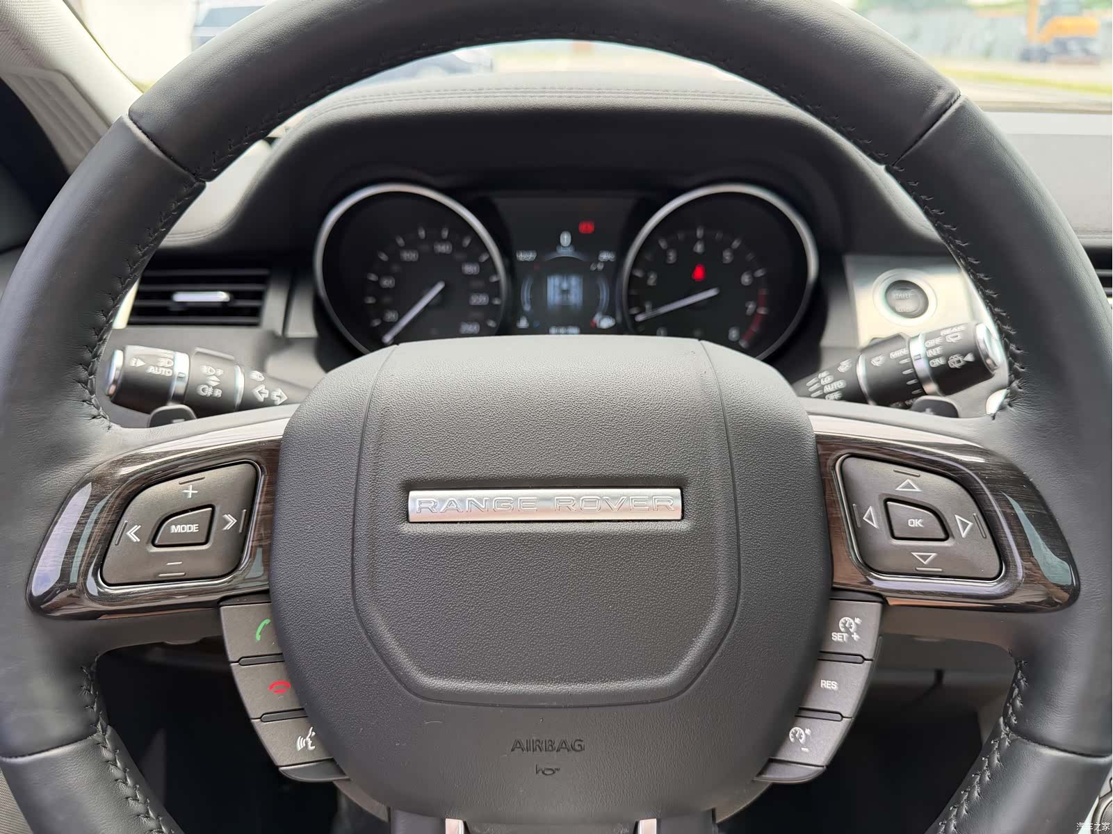 Land Rover Range Rover, 2018 11