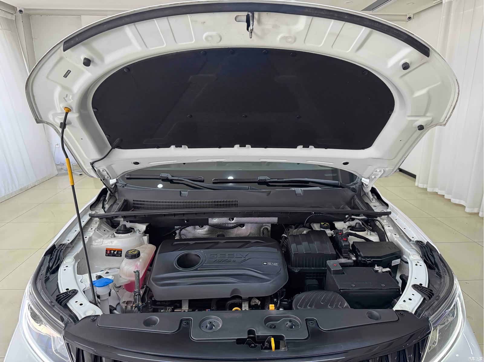 Geely X6, 2022 20
