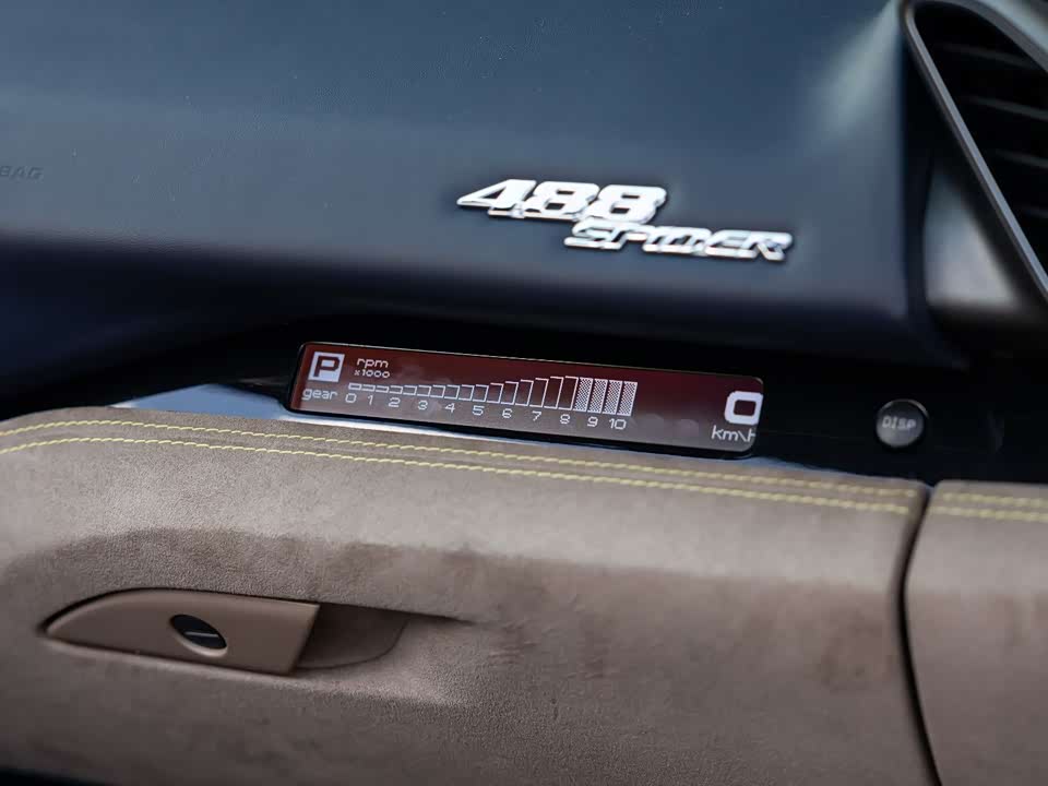 Ferrari 488