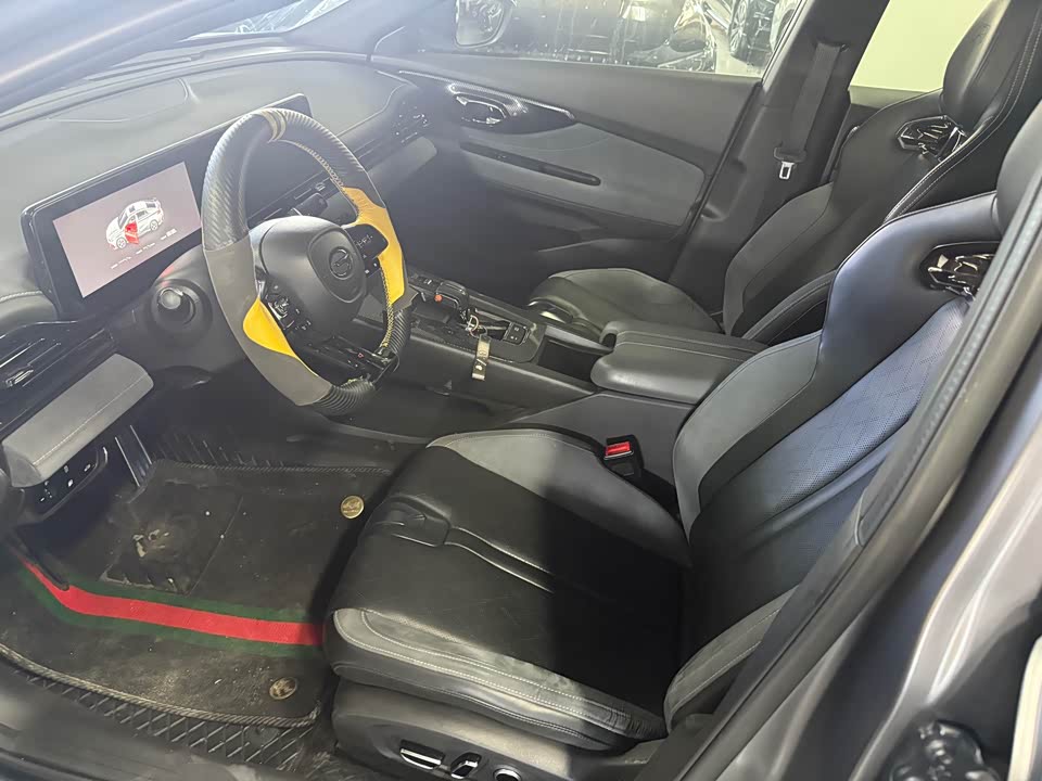 Trumpchi Shadow Leopard